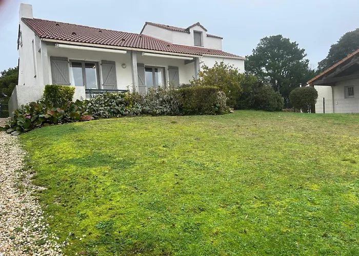 10 De La Noë Et Piscine Hébergement de vacances Pornic